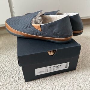 OluKai Men's Quilted Black and Brown Slip-Ons